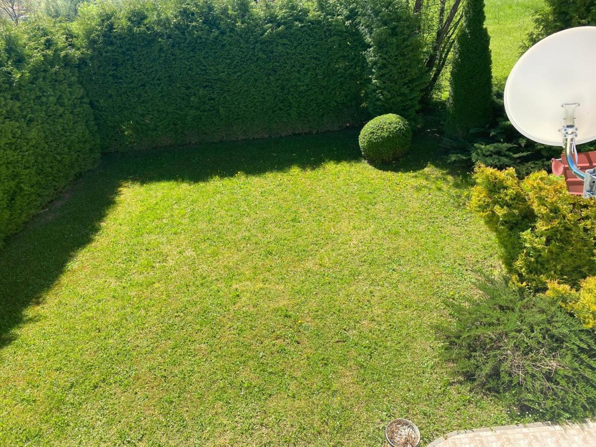 Villa Nana Kulen Vakuf Bagian luar foto