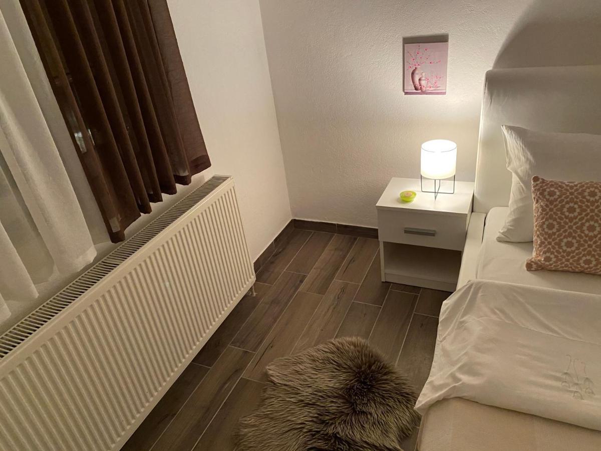 Villa Nana Kulen Vakuf Bagian luar foto