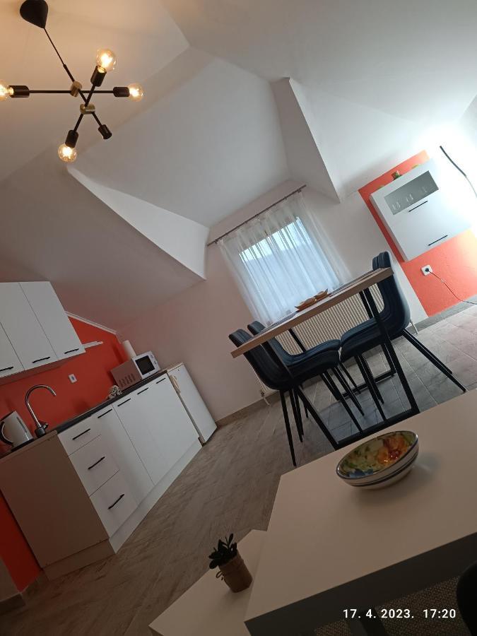 Villa Nana Kulen Vakuf Bagian luar foto